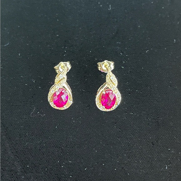 Genuine Ruby Vermeil Necklace, Bracelet, Earring, and Ring Set - Picture 8 of 14